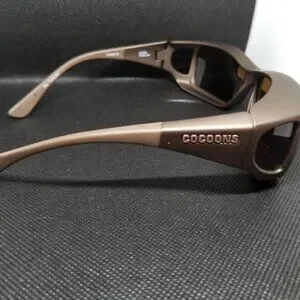 Cocoon Wide Line (ML) Sand Polarized Amber fit over sunglasses Wide Line (ML) Sand Polarized Amber | Cocoons main image 4